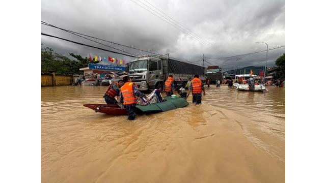 Việt Nam ngày 25/11/2025: Tín dụng tăng mạnh, mưa lũ Khánh Hòa gây thiệt hại lớn
